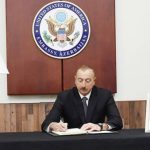 <strong>Prezident İlham Əliyev ABŞ səfirliyində olub –<span style="color: #ff6600;"> Fotolar</span></strong>