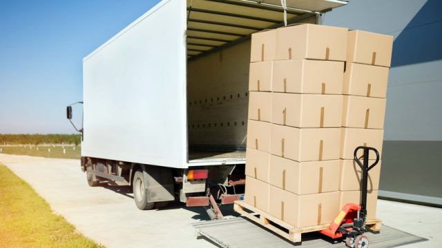 Şəxsi istifadə üçün ölkəyə mal gətirilməsi qaydaları sərtləşdirildi